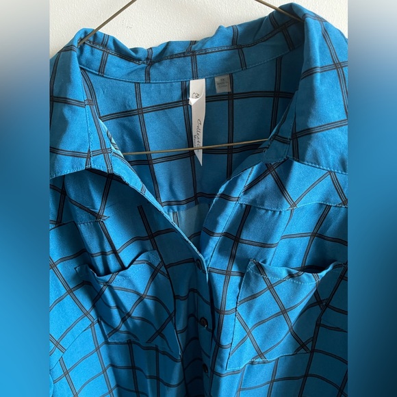 Bundle deal: One EUC & NWT.  2 NY Collection button up shirts. - Picture 8 of 15